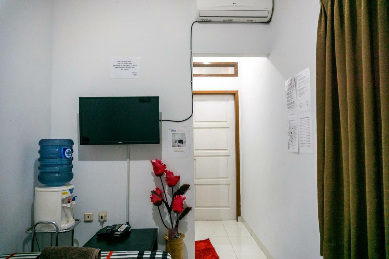 Hotel Zenrra House Bandung Exterior foto